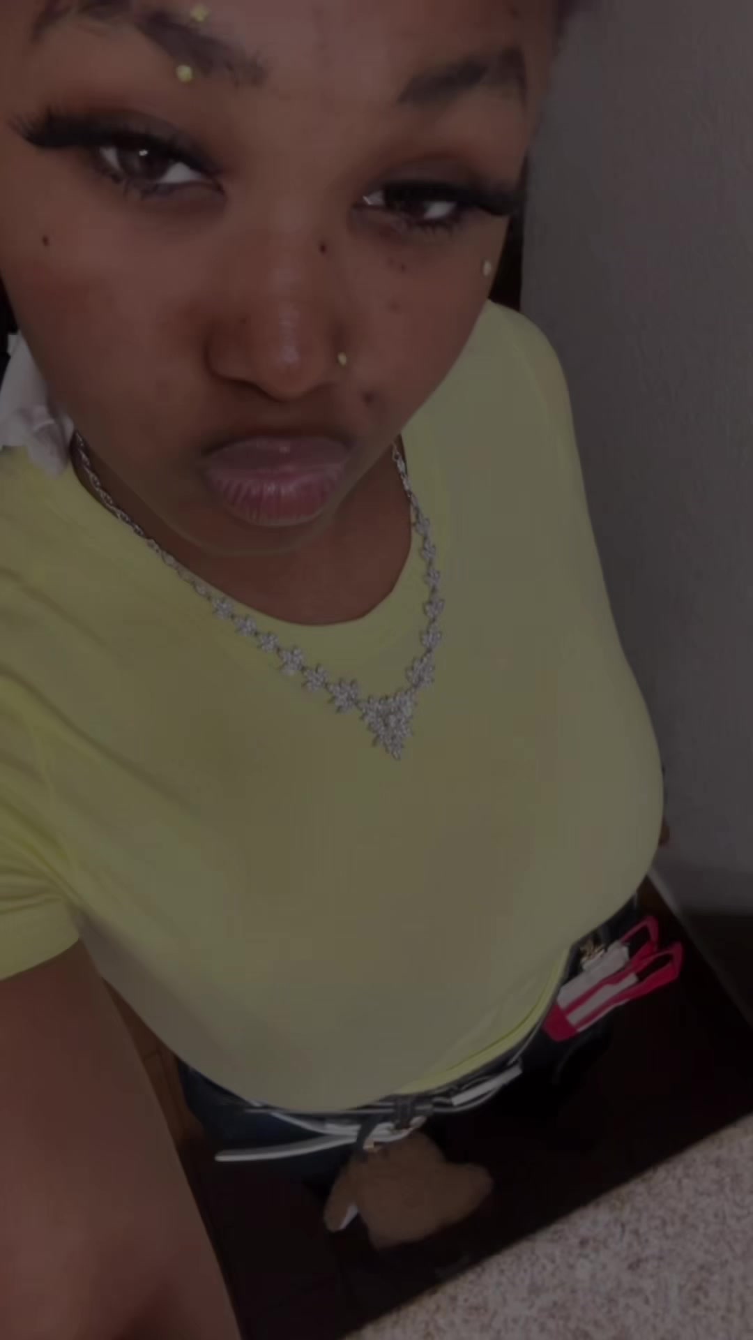 @𝐏𝐫𝐞𝐭𝐭𝐲𝐠𝐢𝐫𝐥._ℒ𝒶𝓇𝒾