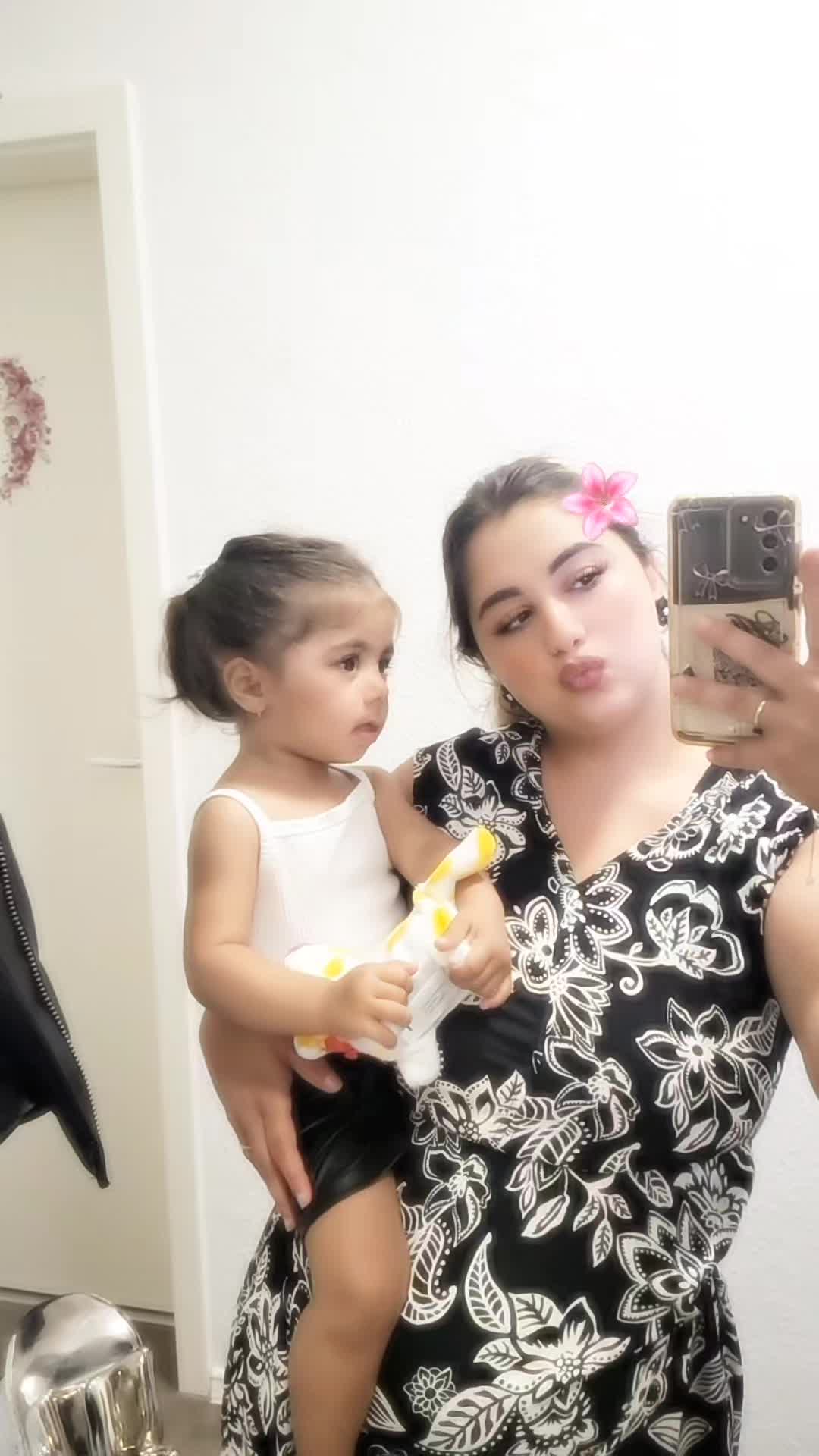 @𝒵𝓊𝓁ℯ𝓎𝒽𝒶 𝒜𝓀𝓈𝓊