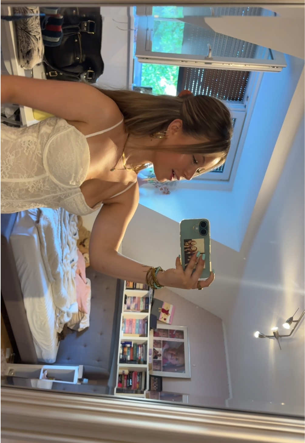 @adriana