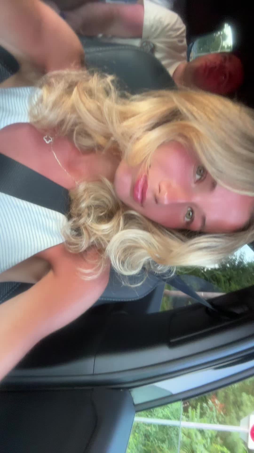 @Julia Nudo