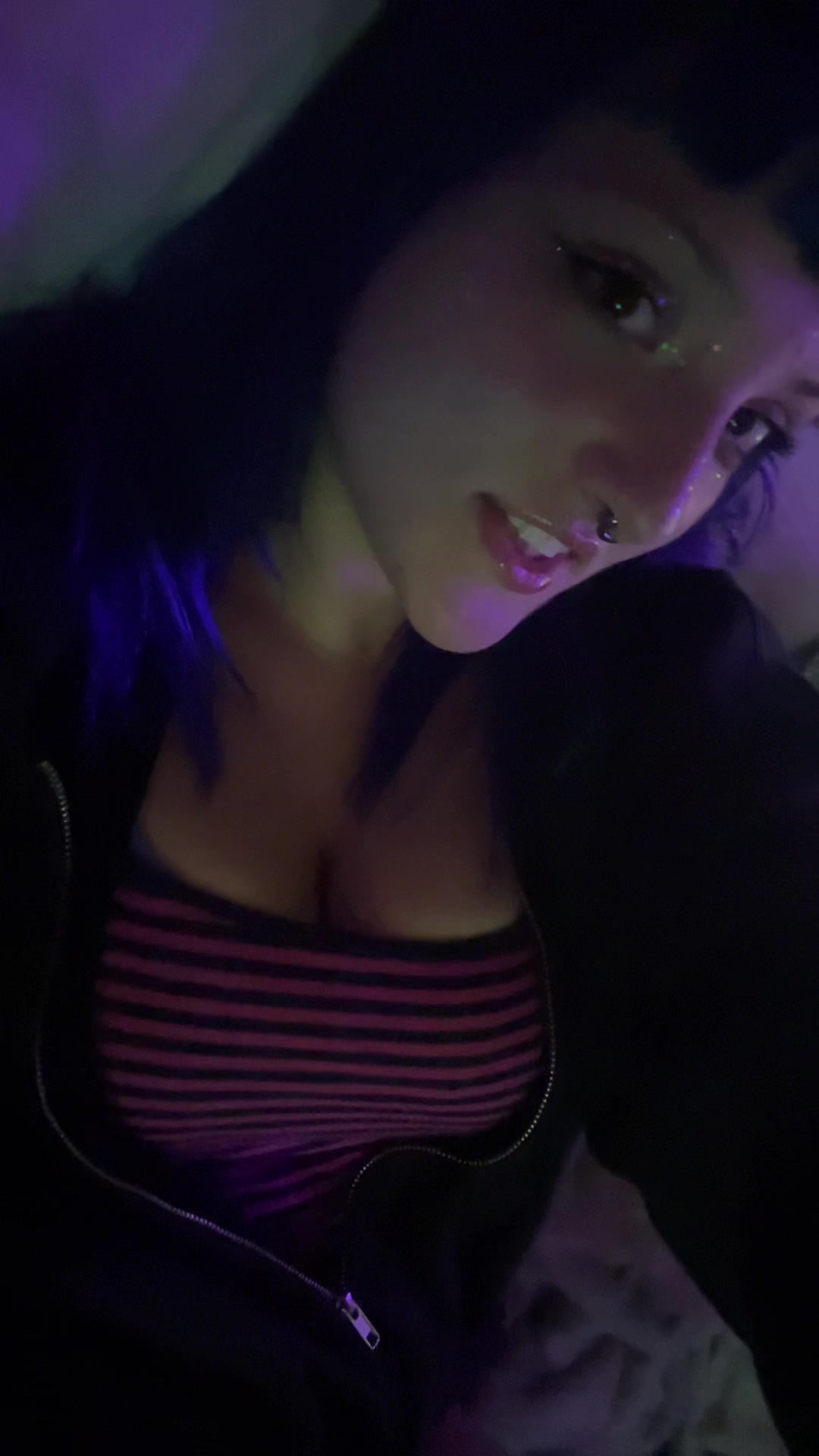 @☮️