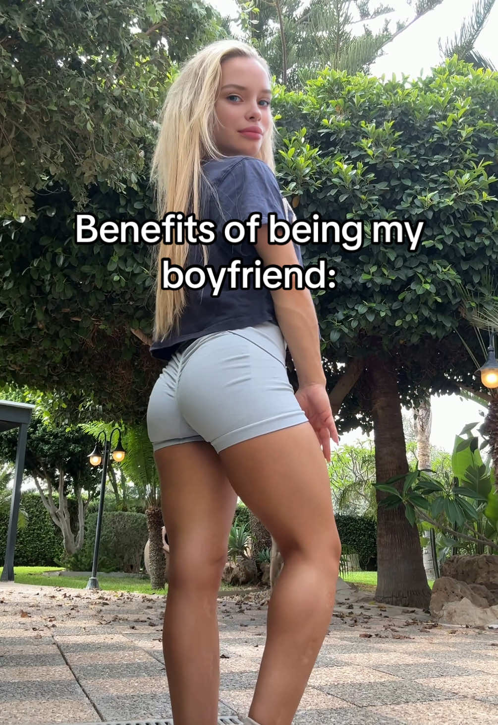 @elina