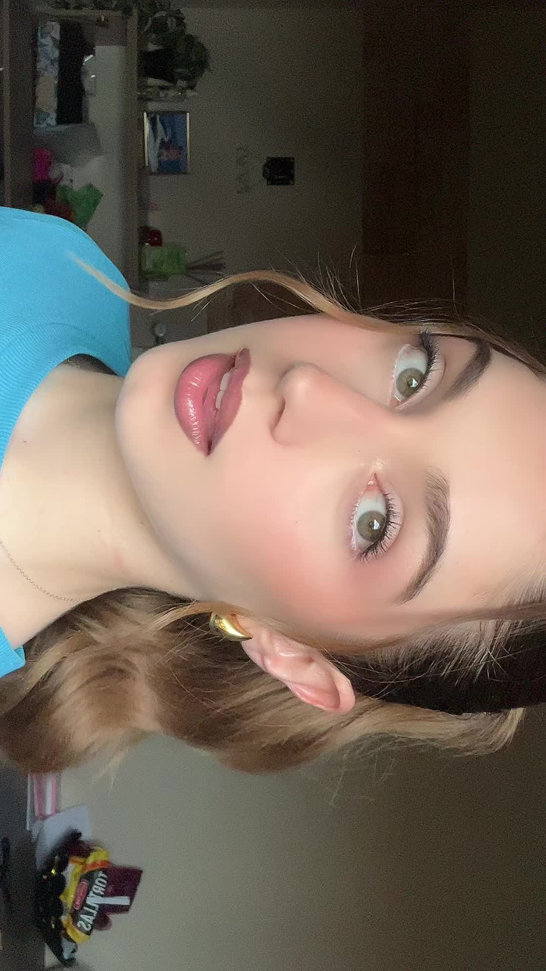 @Erica👩🏻🦰