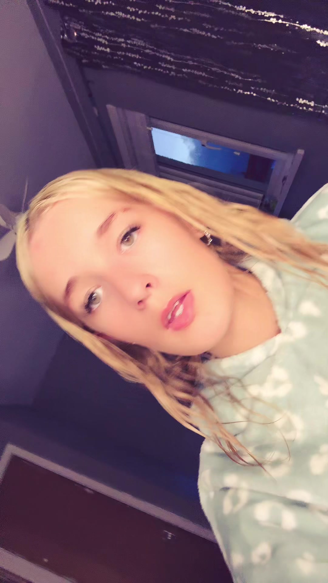 @ameliaspam484