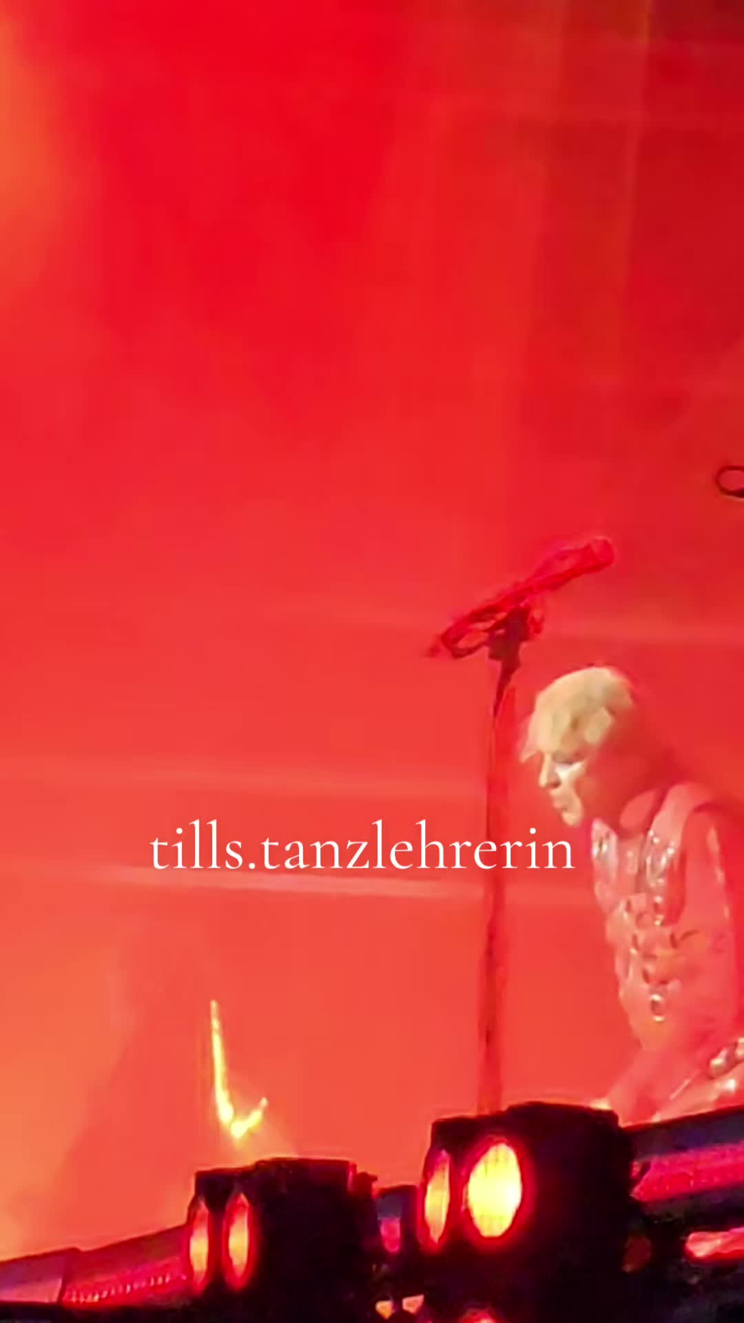 @Tills Tanzlehrerin