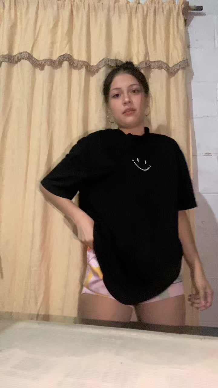 @Valeskaa🎀
