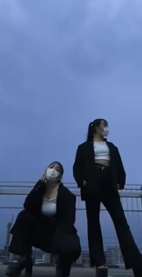 @カチコチン