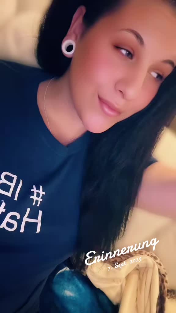 @Vivi😈