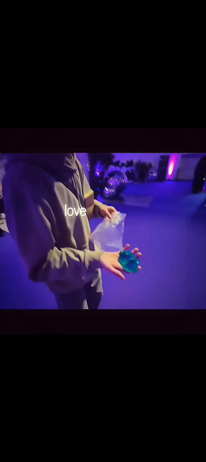 @๐๐ต๐ช๐ฝ๐ฒ๐ท ๐๐ช๐ท๐น๐ช๐ฐ๐ฎ