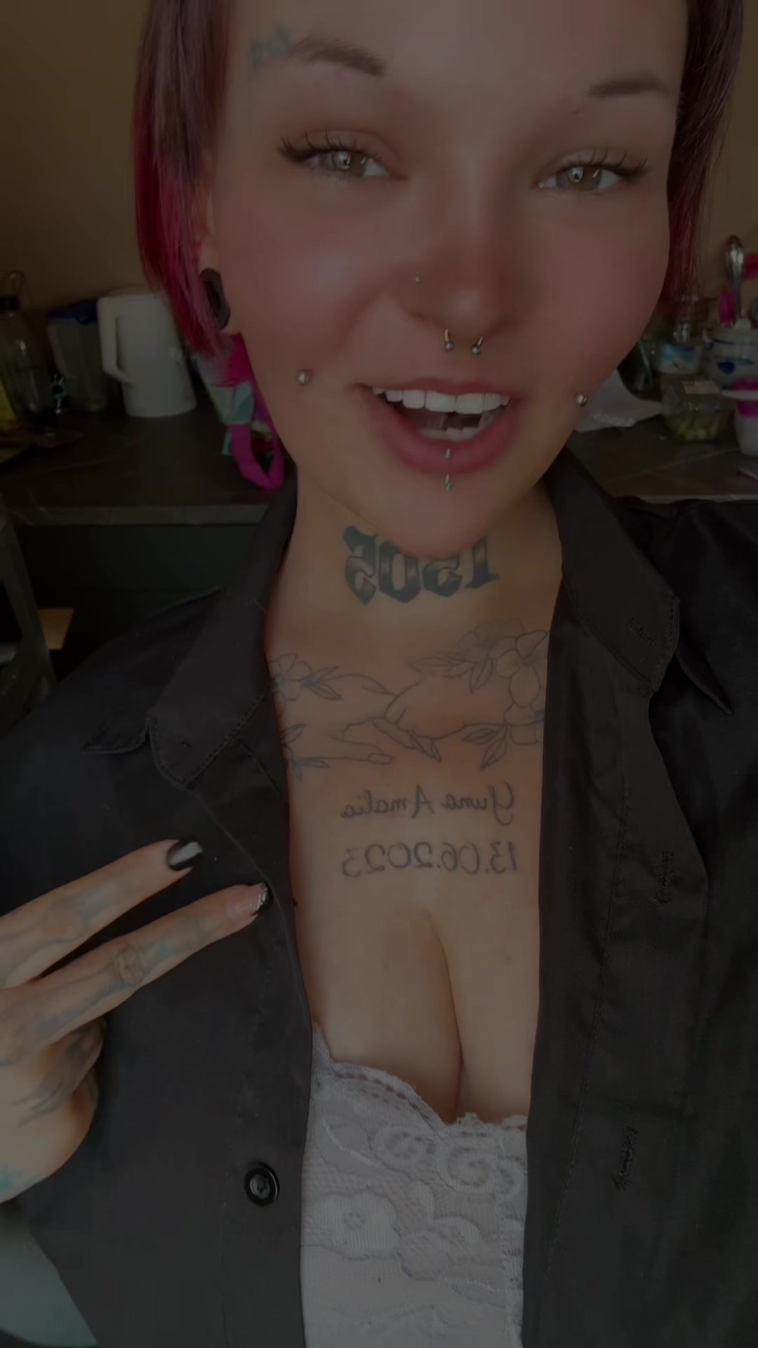 @𝓛𝓪𝓾𝓻𝓪🌹🖤