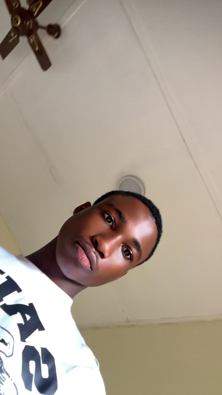 @Small Khid 🕊️🇺🇸