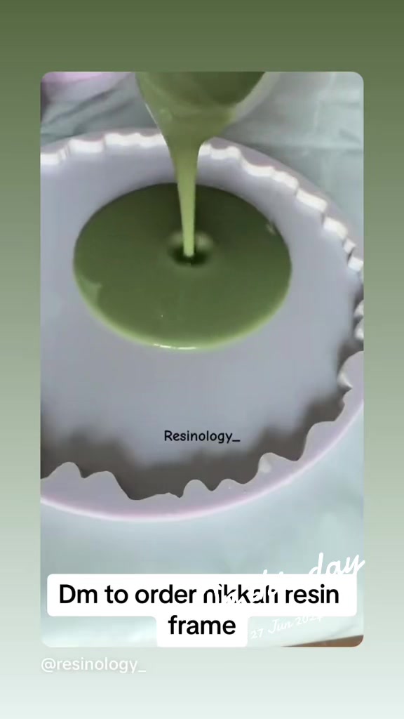 @resinology_