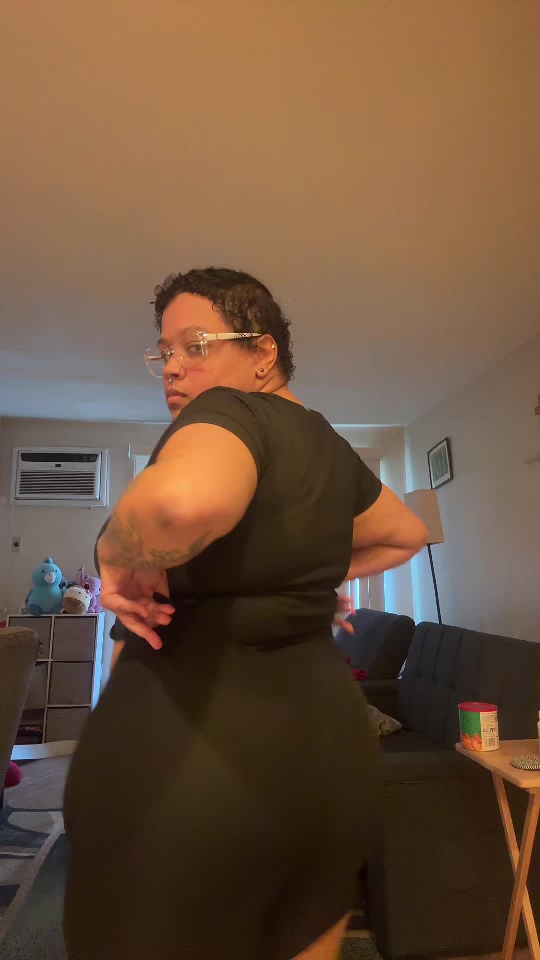 @Avery25