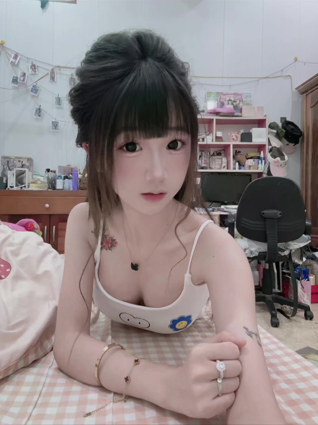 @Uyenn Dâuu🍓