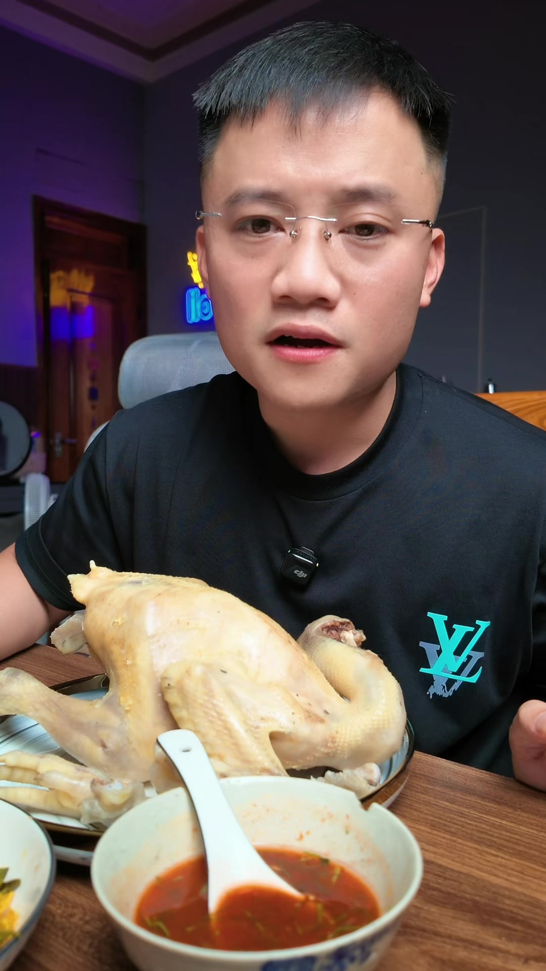 @Nguyễn Văn Hậu (Hậu Troll)