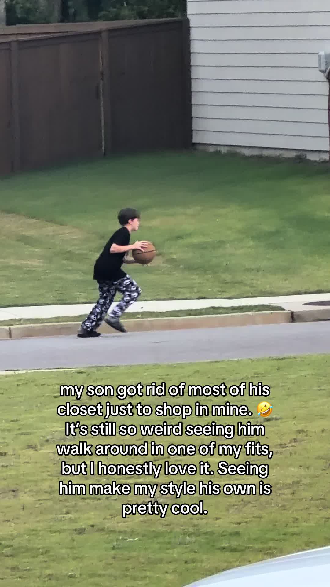 @🕸️nikki🕸️