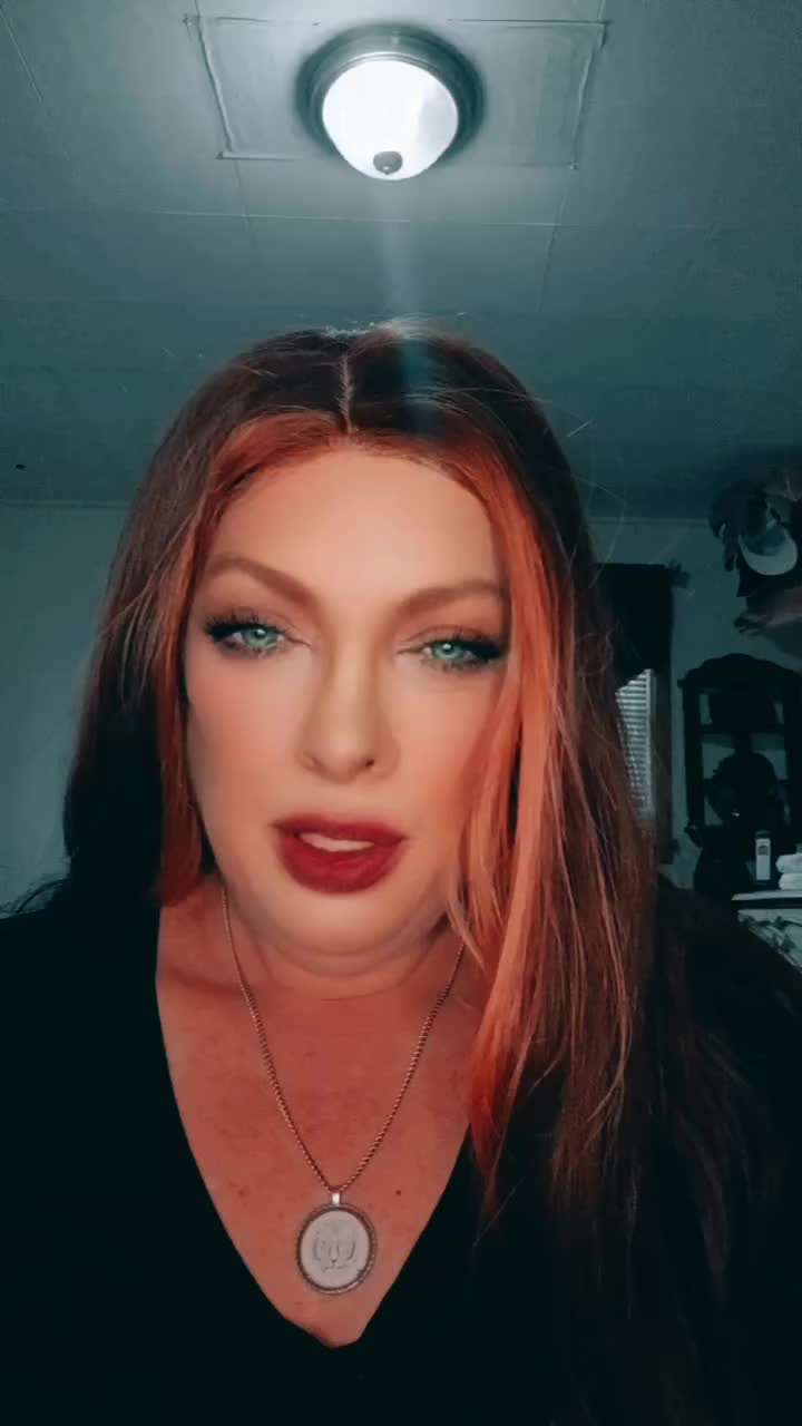@queenmags