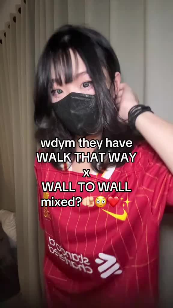 @Kitsunee. 🦊