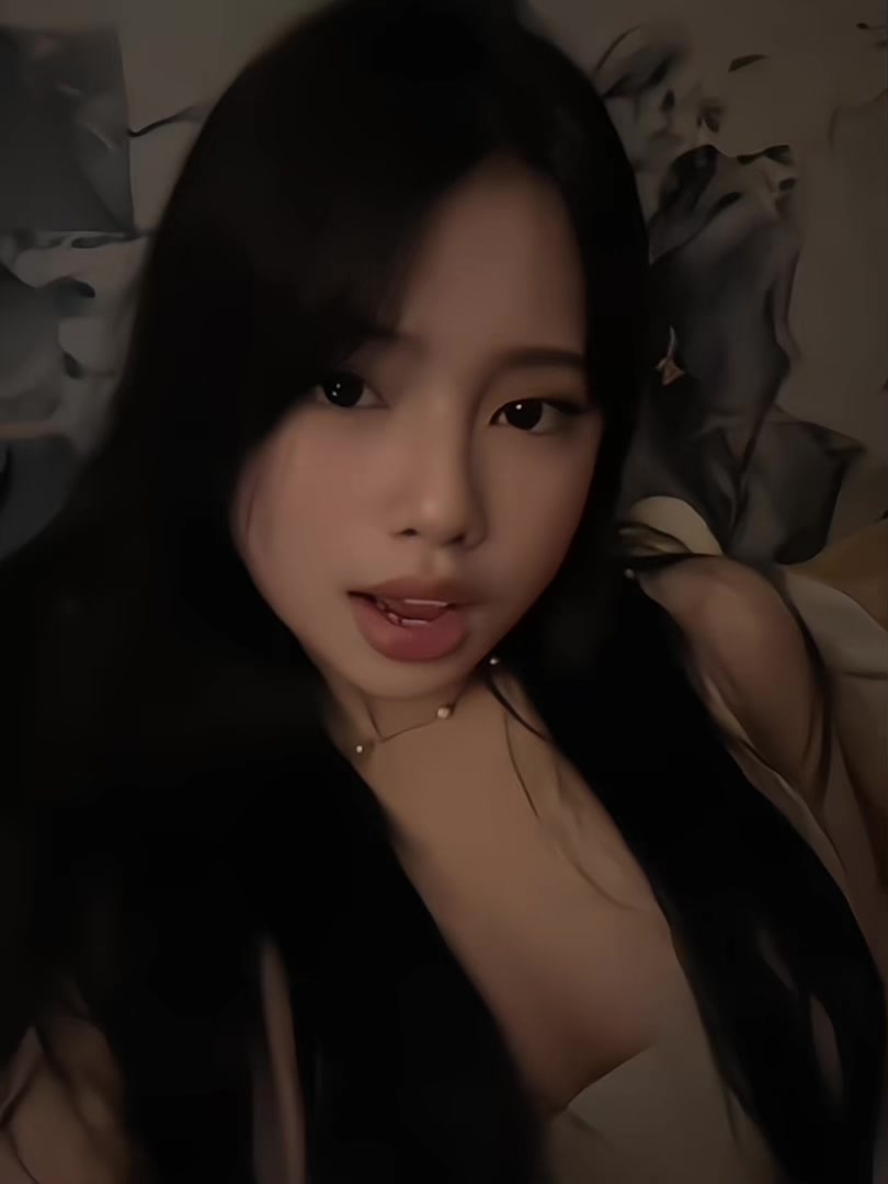 @nia