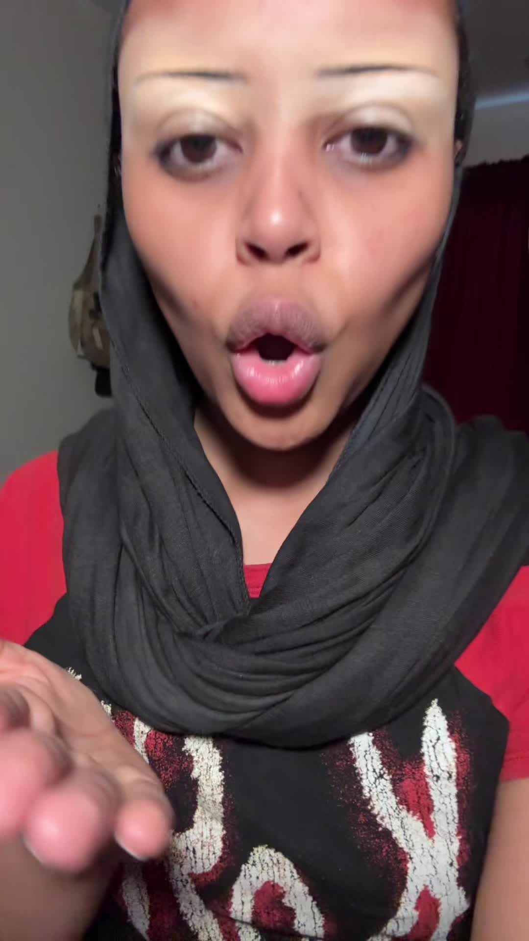 @Laylo