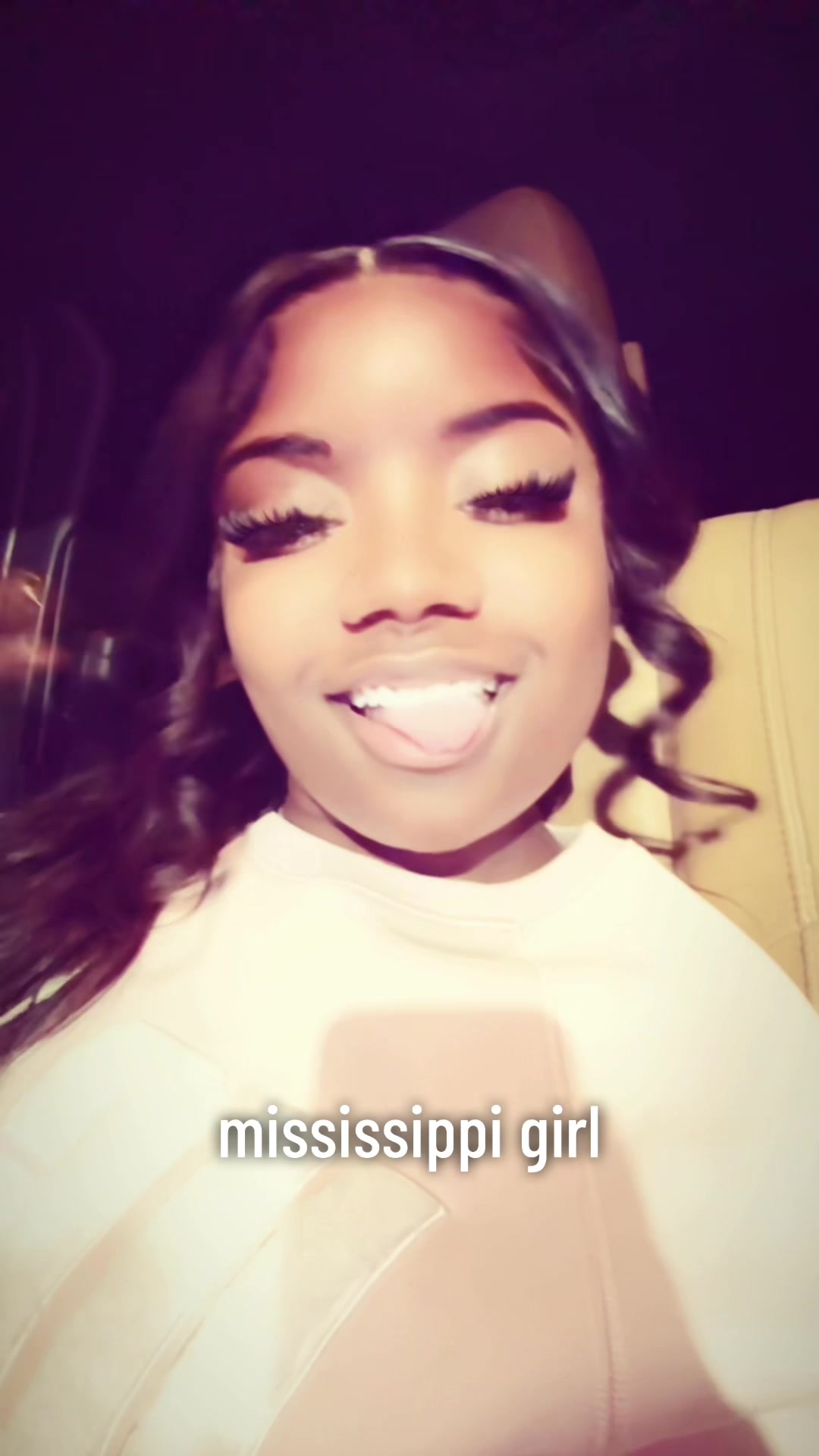 @￴￴