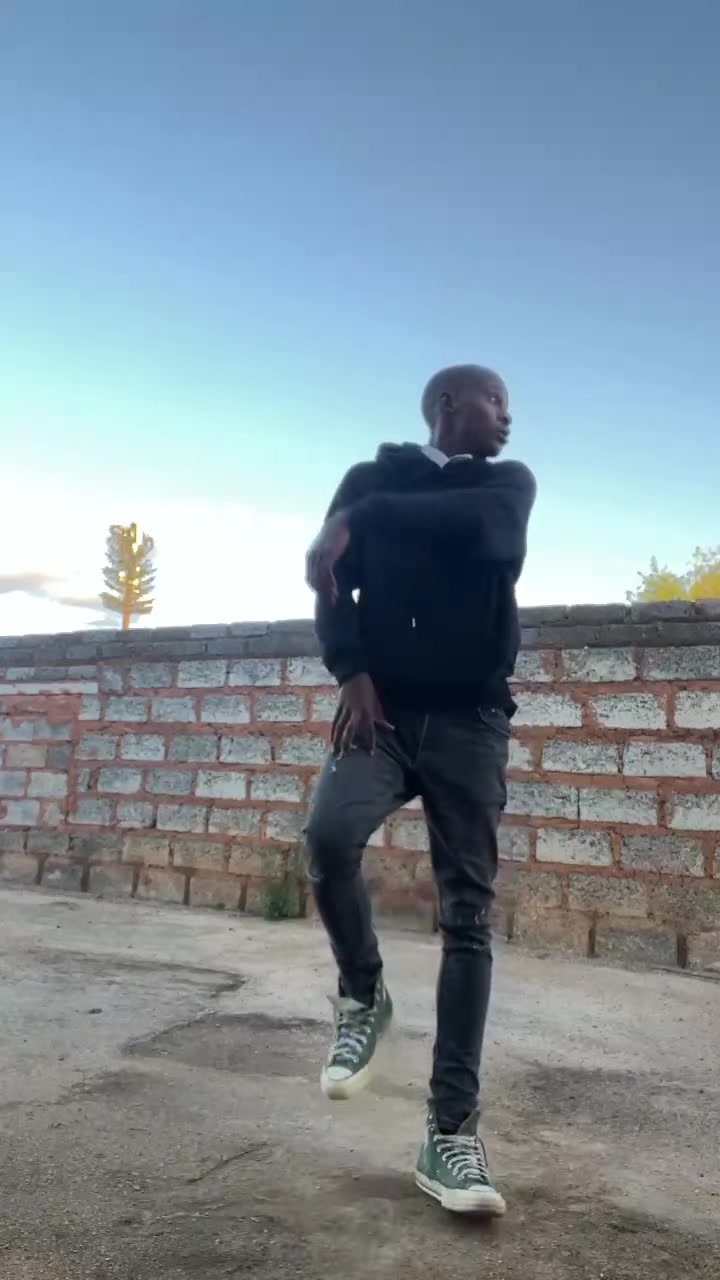 @Fefe Masigo🇿🇦