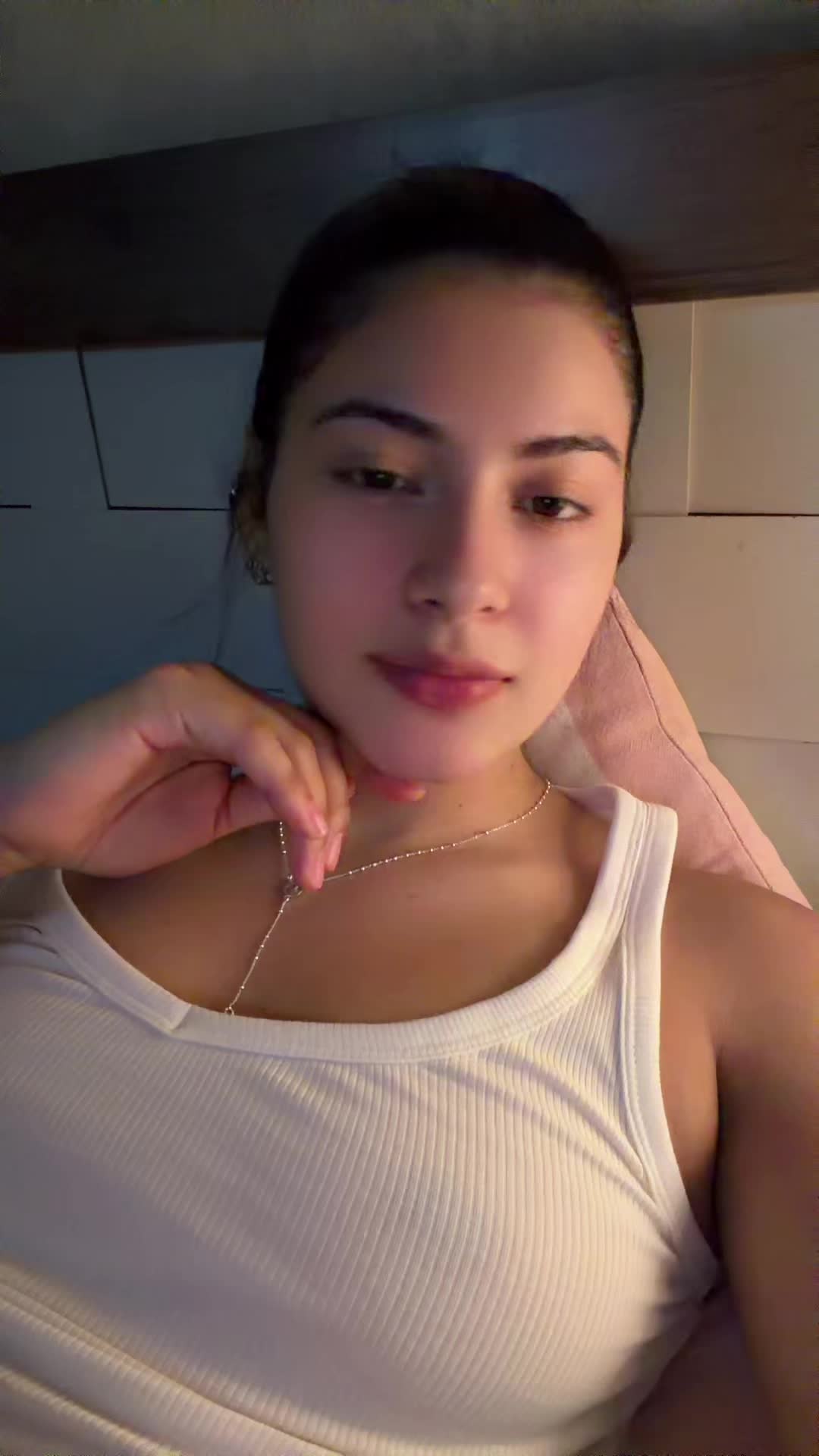 @Camila