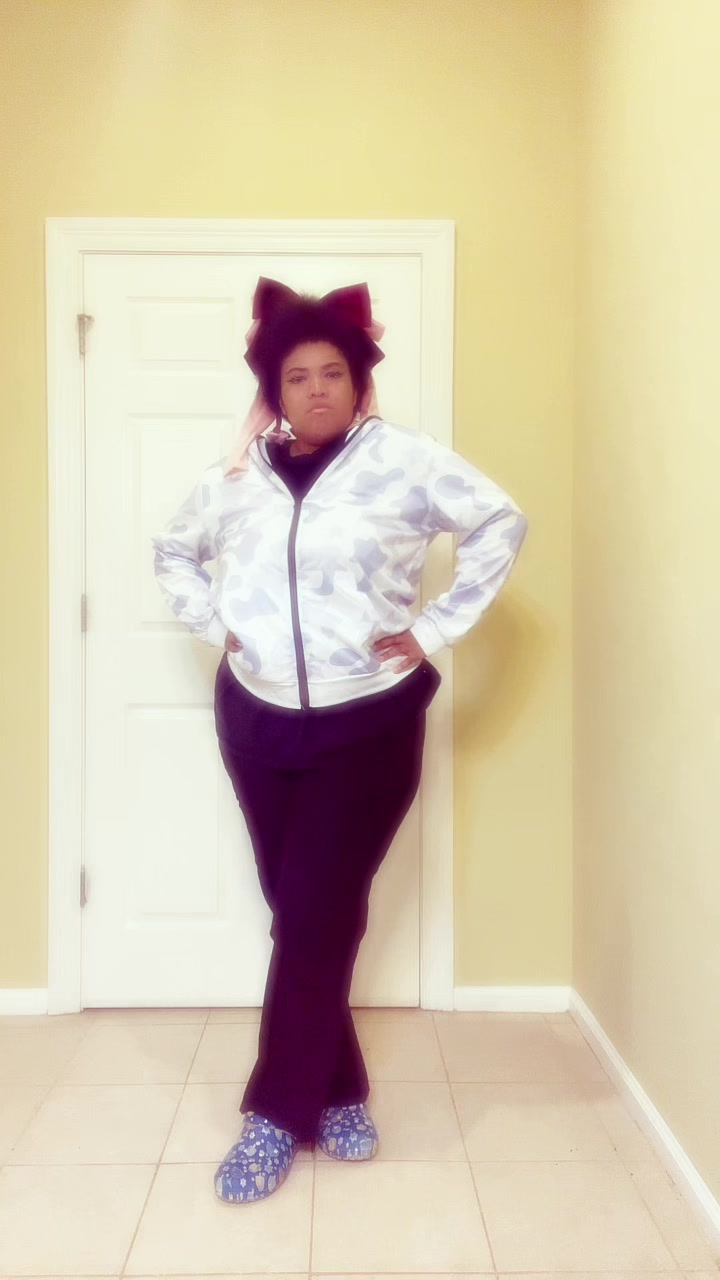 @5'6 Diva