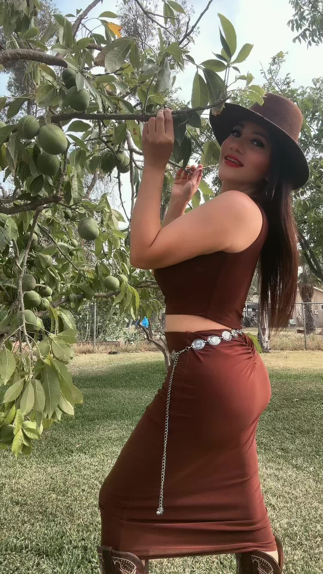 @Nadia Esparza