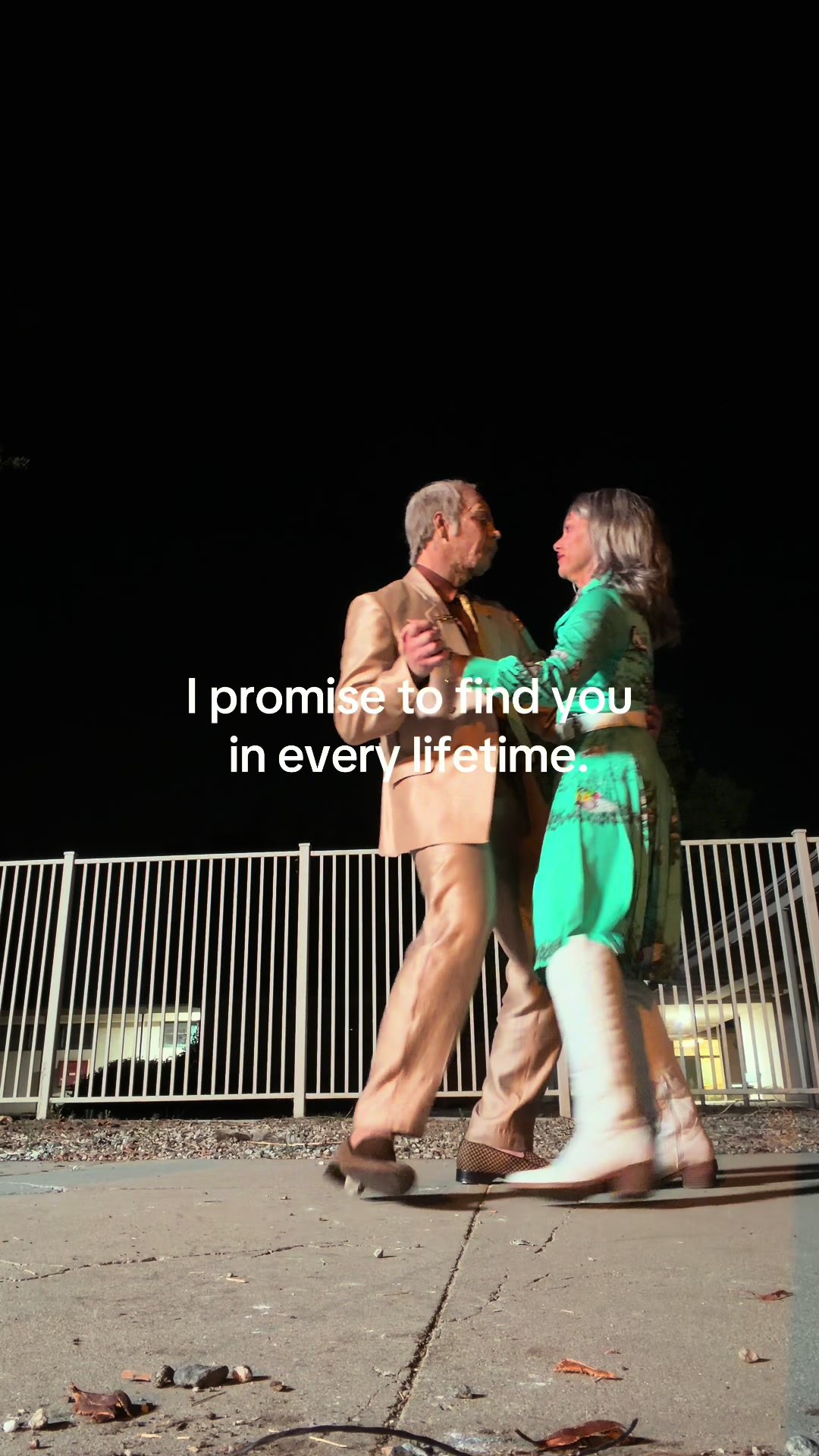 @Alex Warren