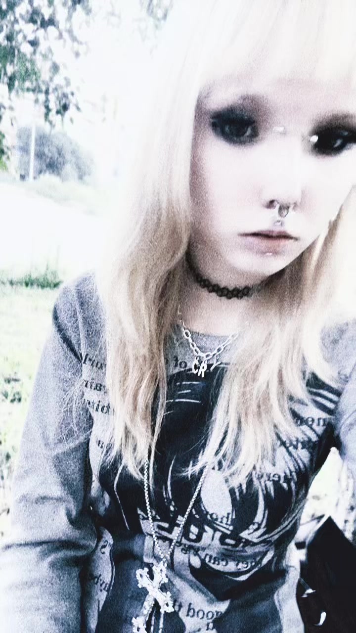 @× ШАРЛОТТА РАЙЗЕР ×