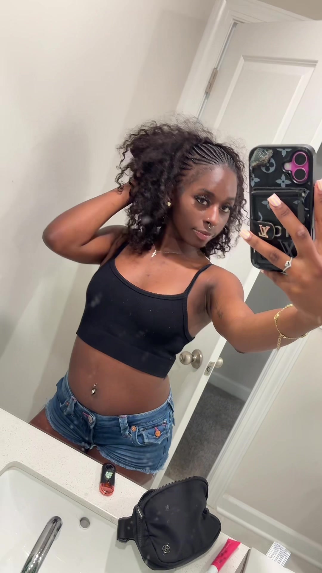 @nellee
