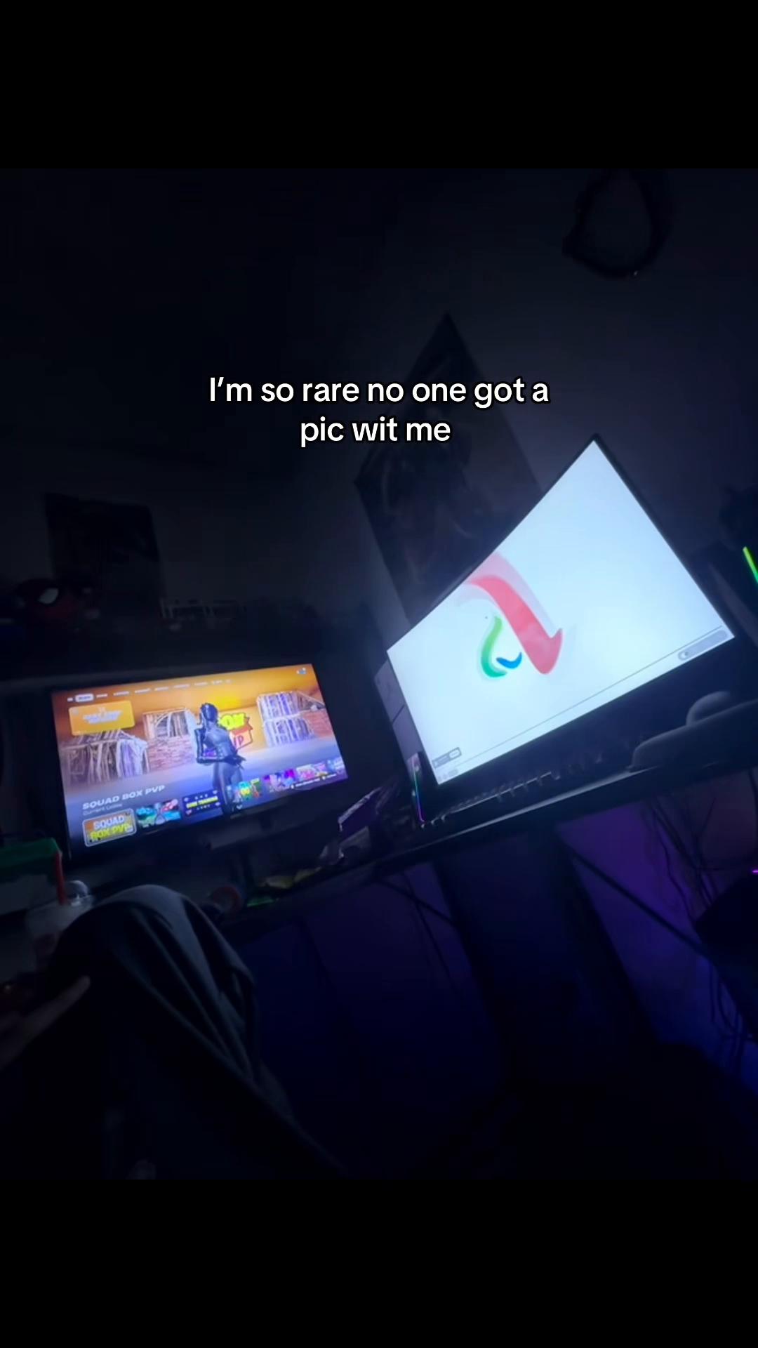 @𝔸𝕫𝕚𝕒𝕙𝕚𝕕𝕜𝕗𝕣🤣(T_T)