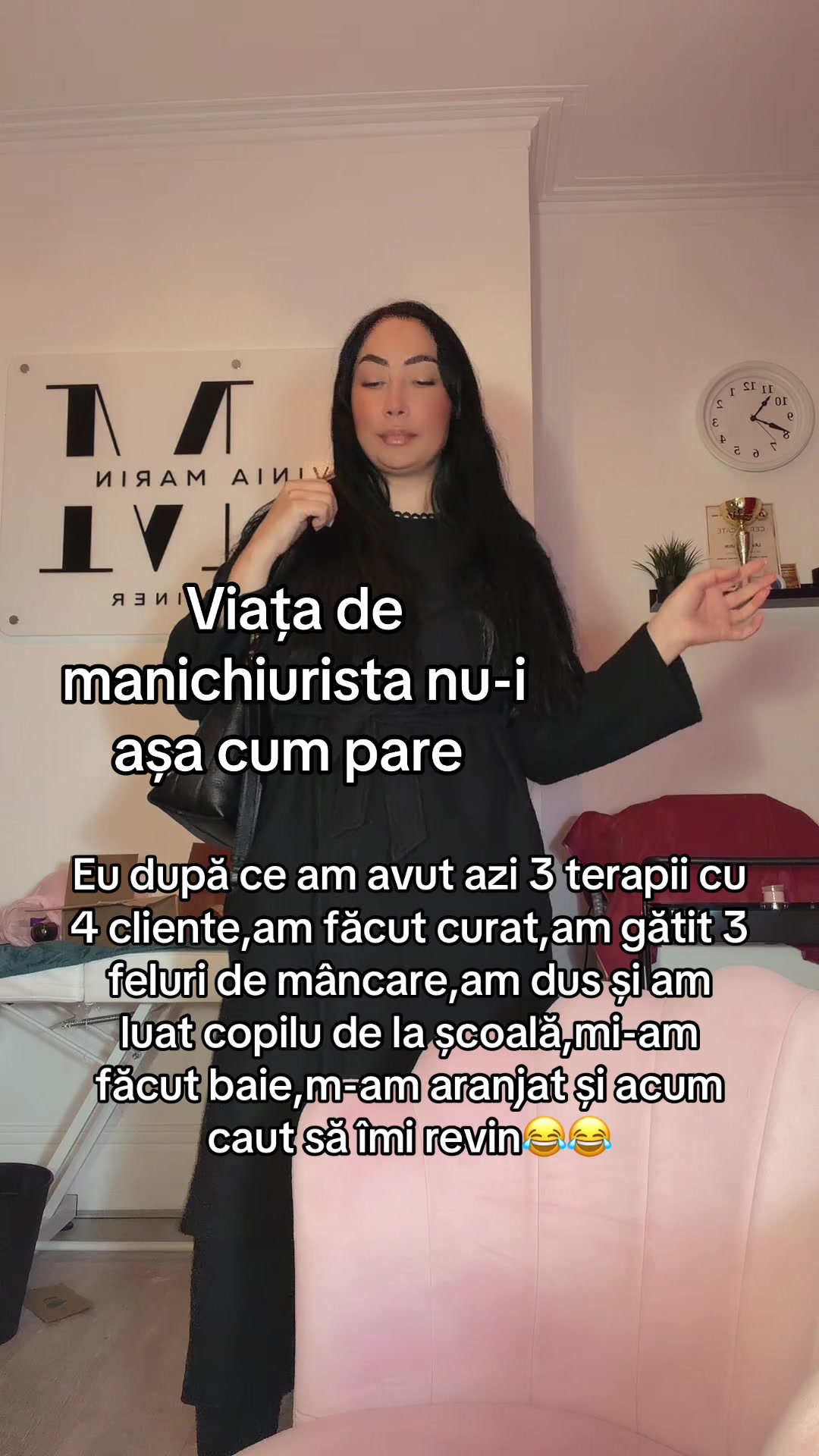 @Lavinia Marin Nails Trainer