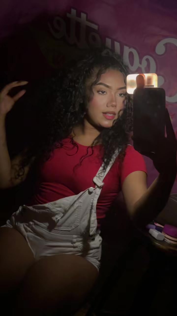 @gloriamedinaa2