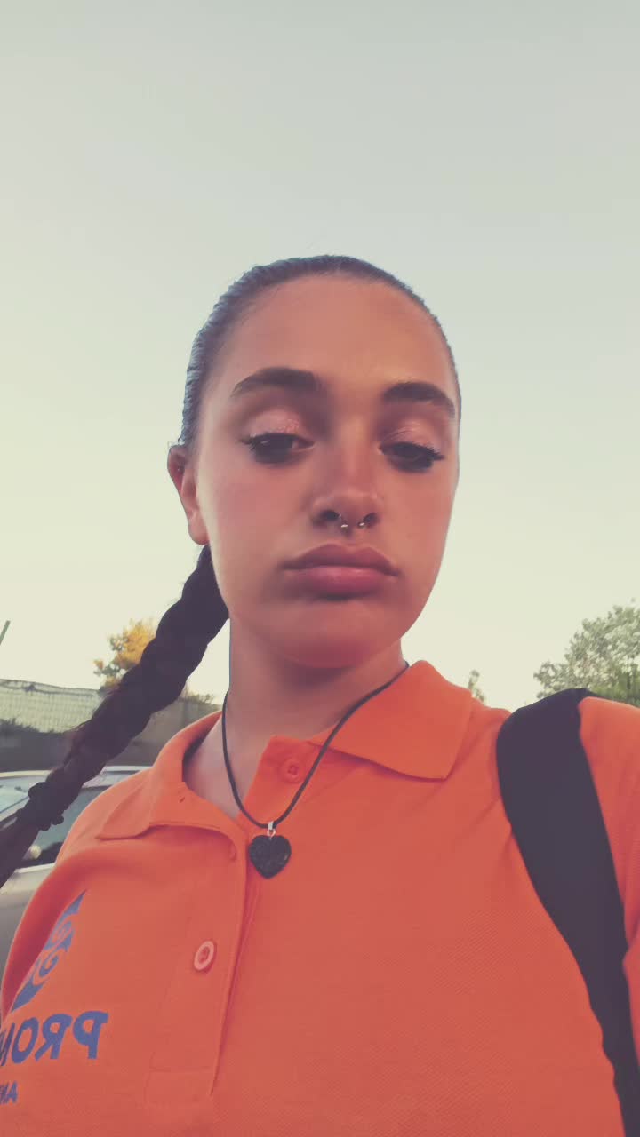 @j🌙