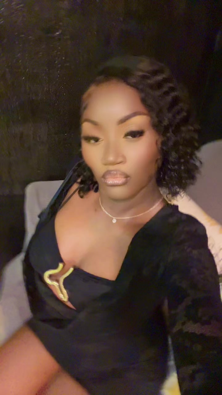 @Shæ💞