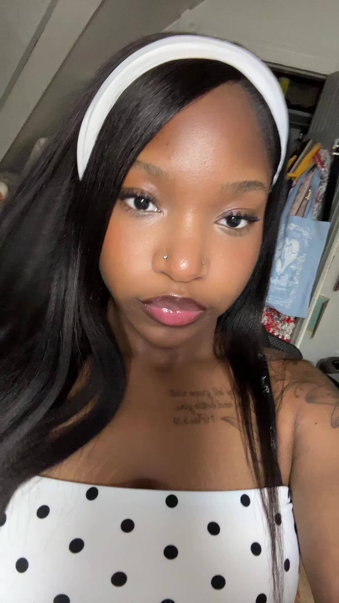 @⁷