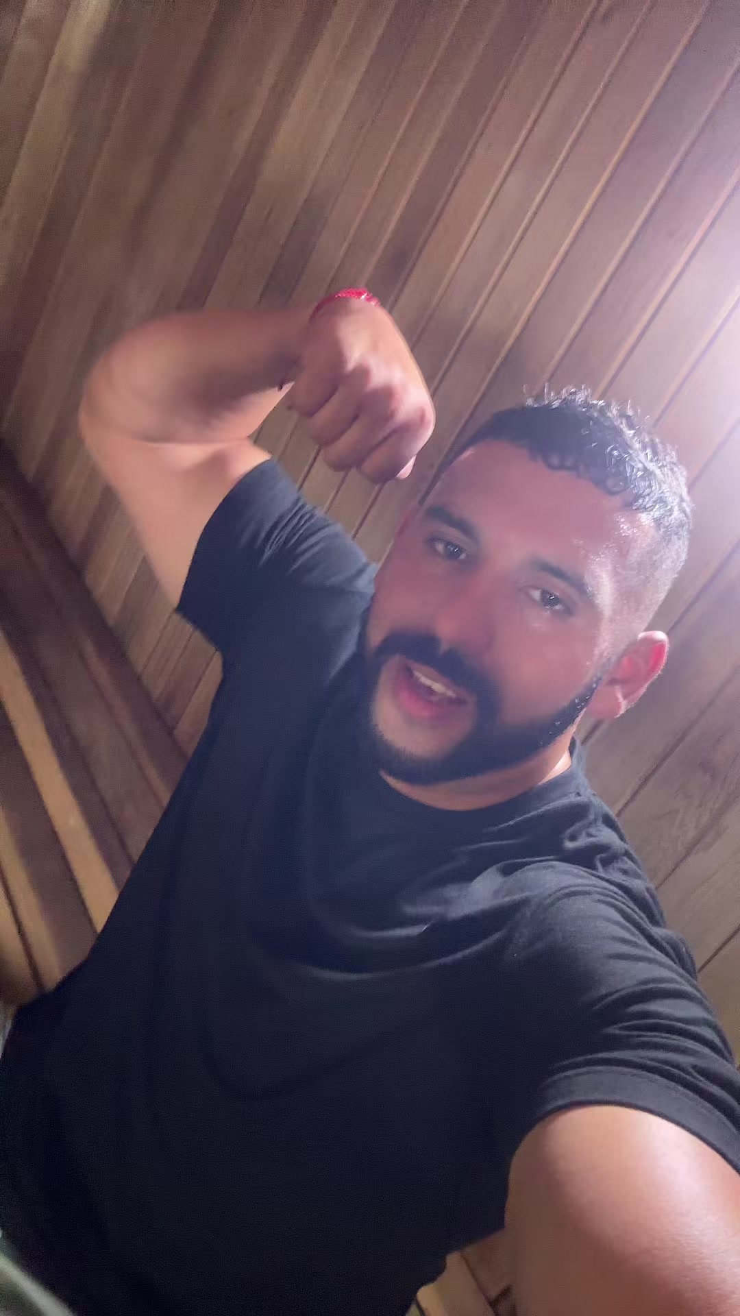 @BIGGAINZZ