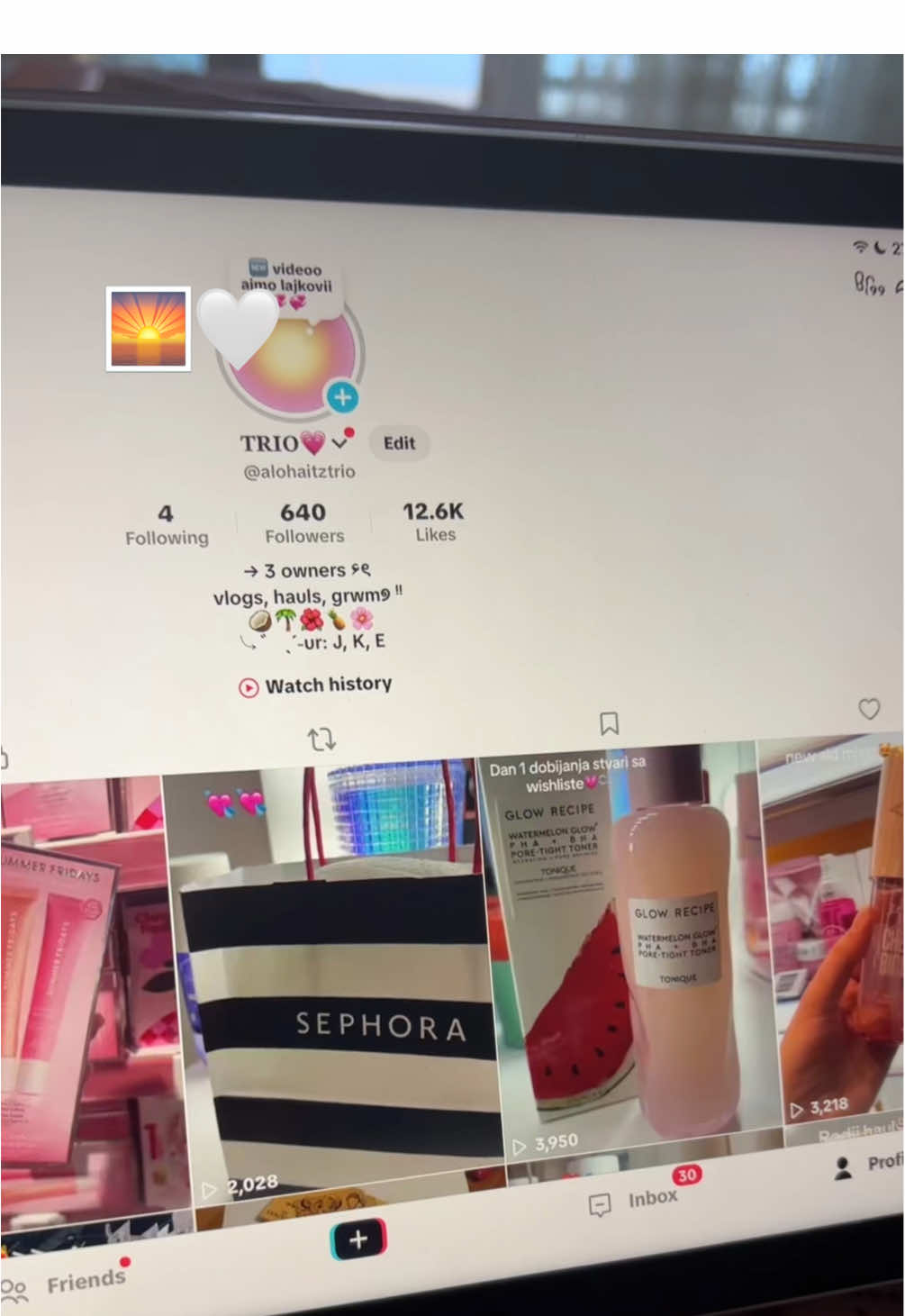 @𝐓𝐑𝚰𝐎💗