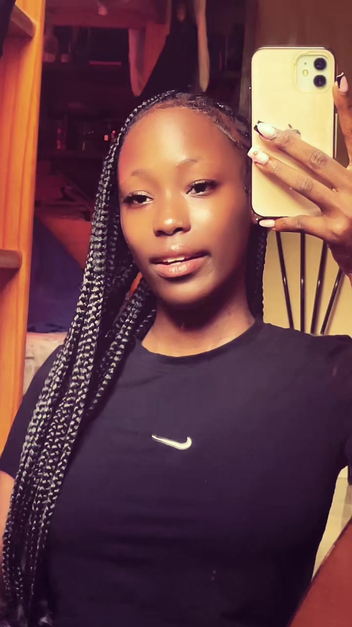 @Only_myaa🦇💕