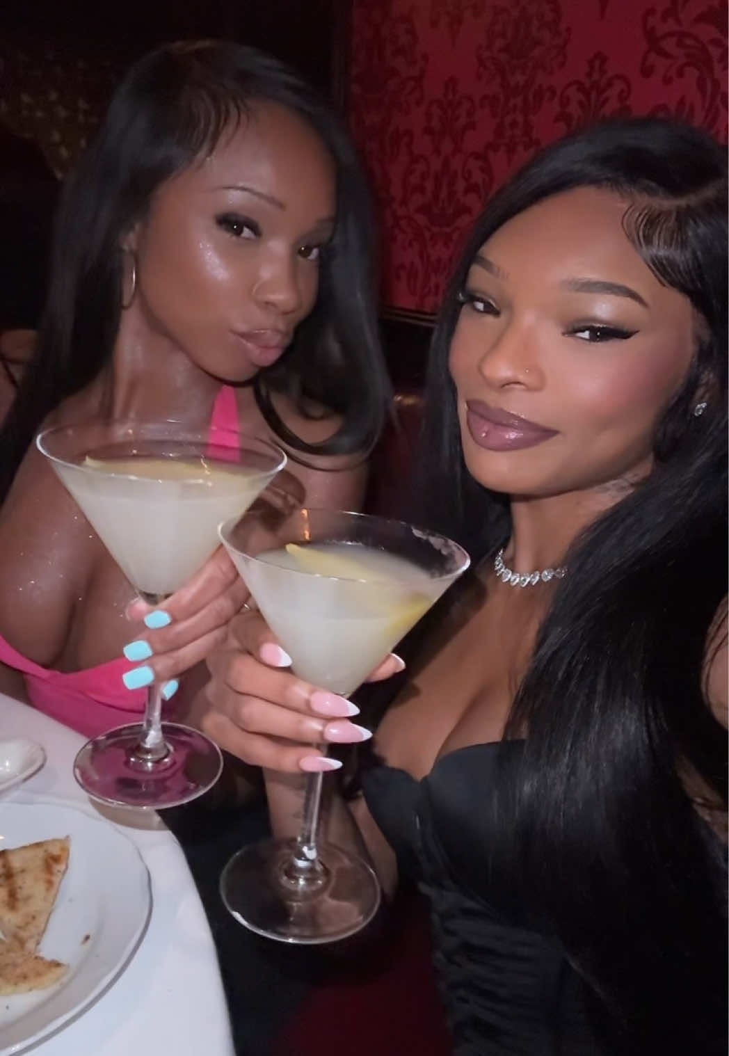 @_lashaelee