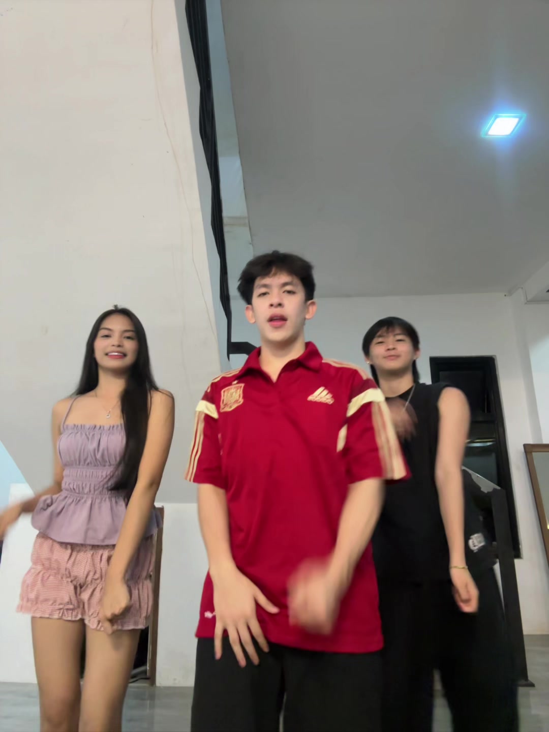 @APOLLO NELMIDA🦖
