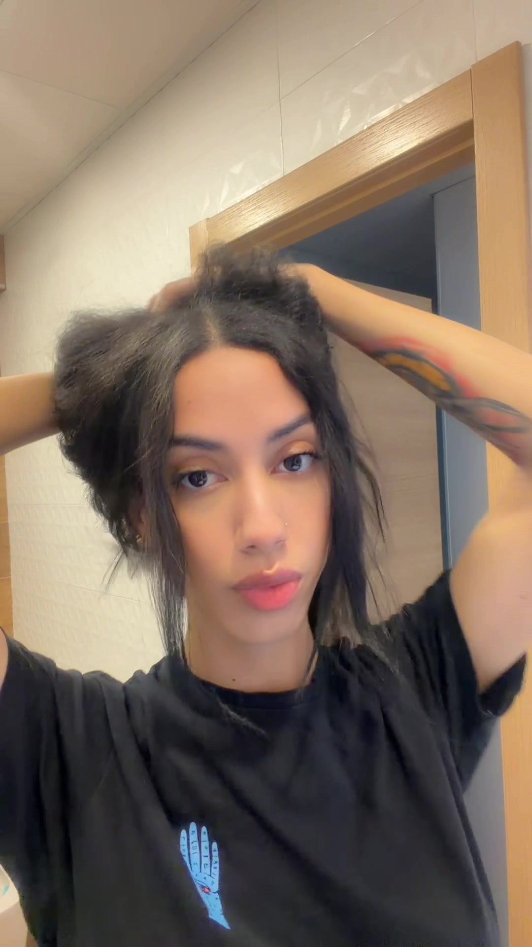 @🧚🏼&zwj;♂️