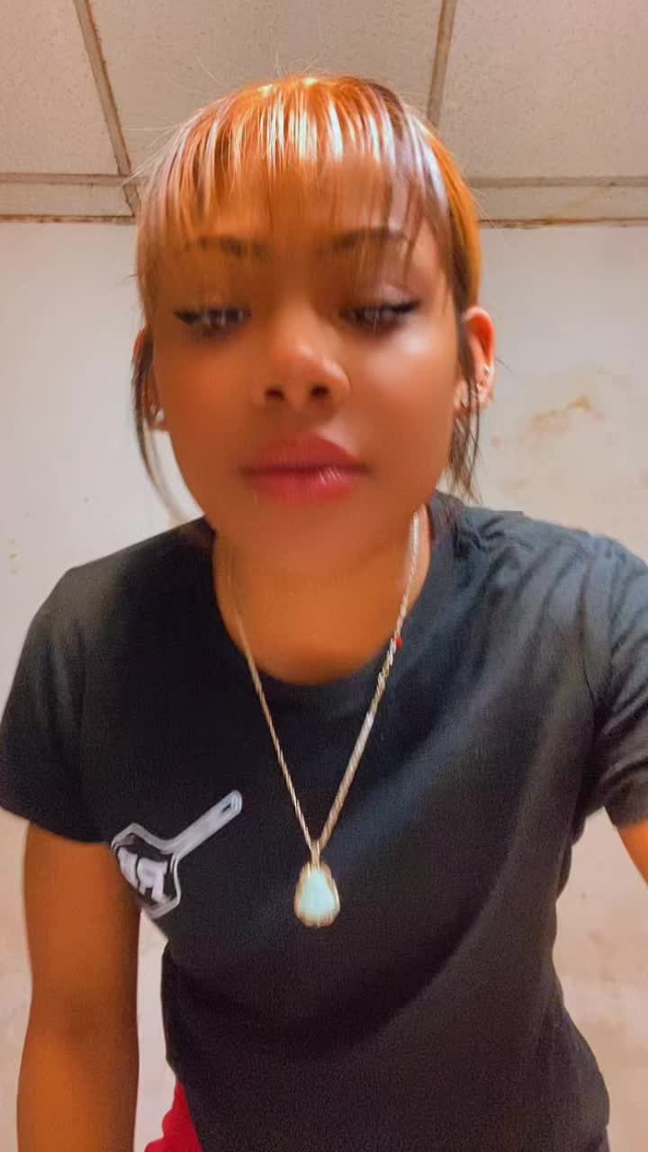 @Vangieee