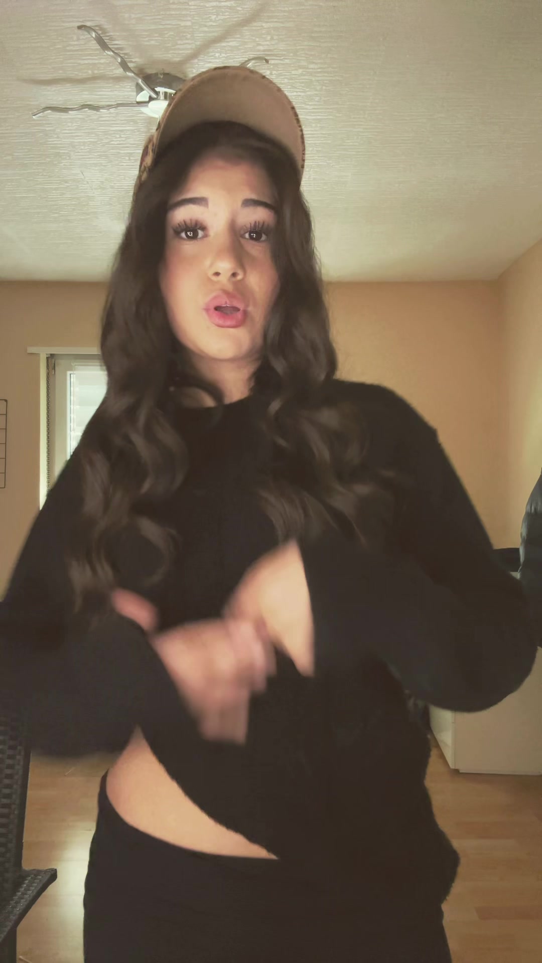 @𝑳𝒐𝒓𝒊𝒏