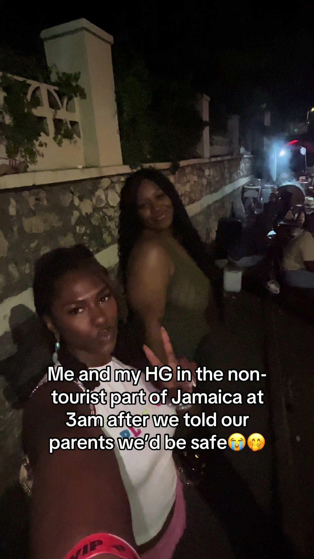 @Isis | Travel Content Creator