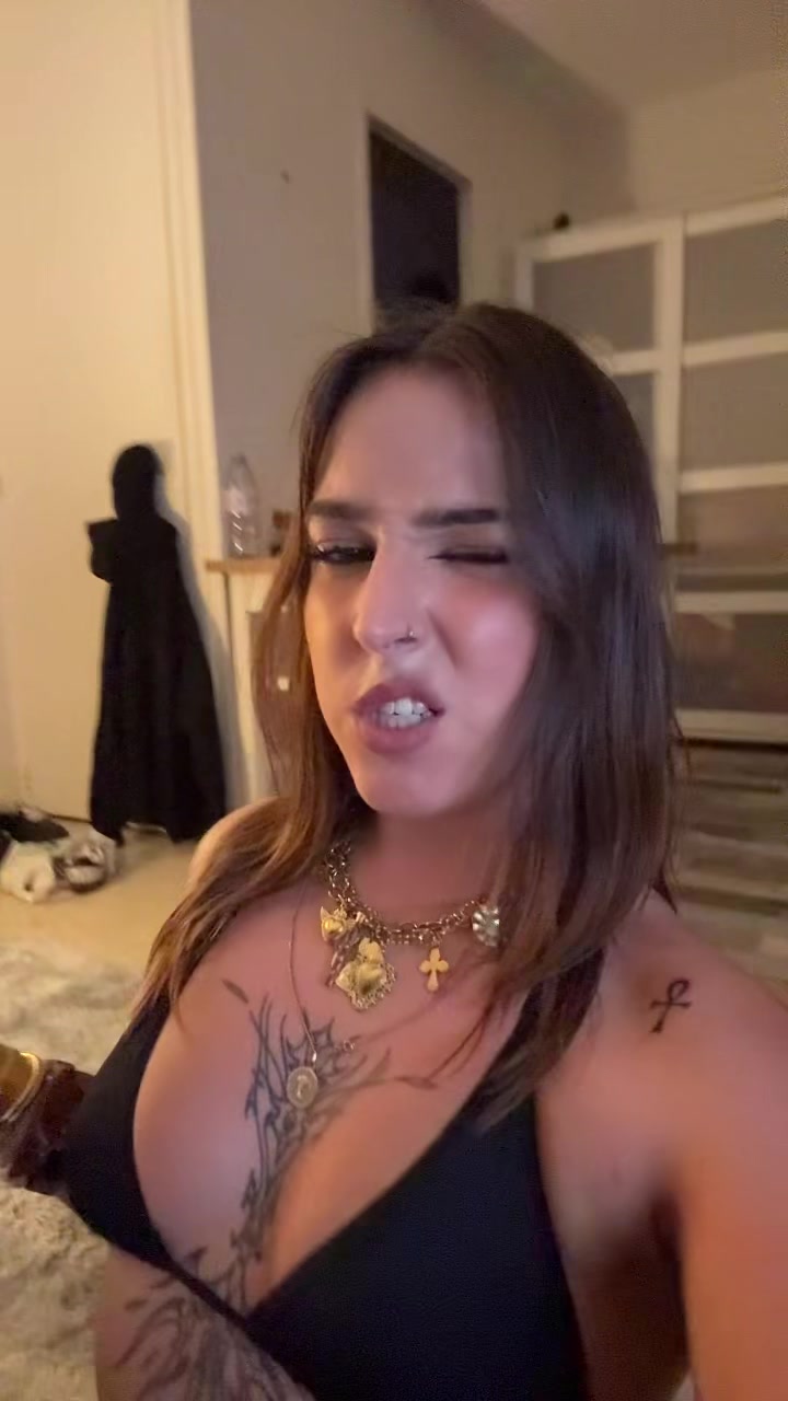 @Ju’