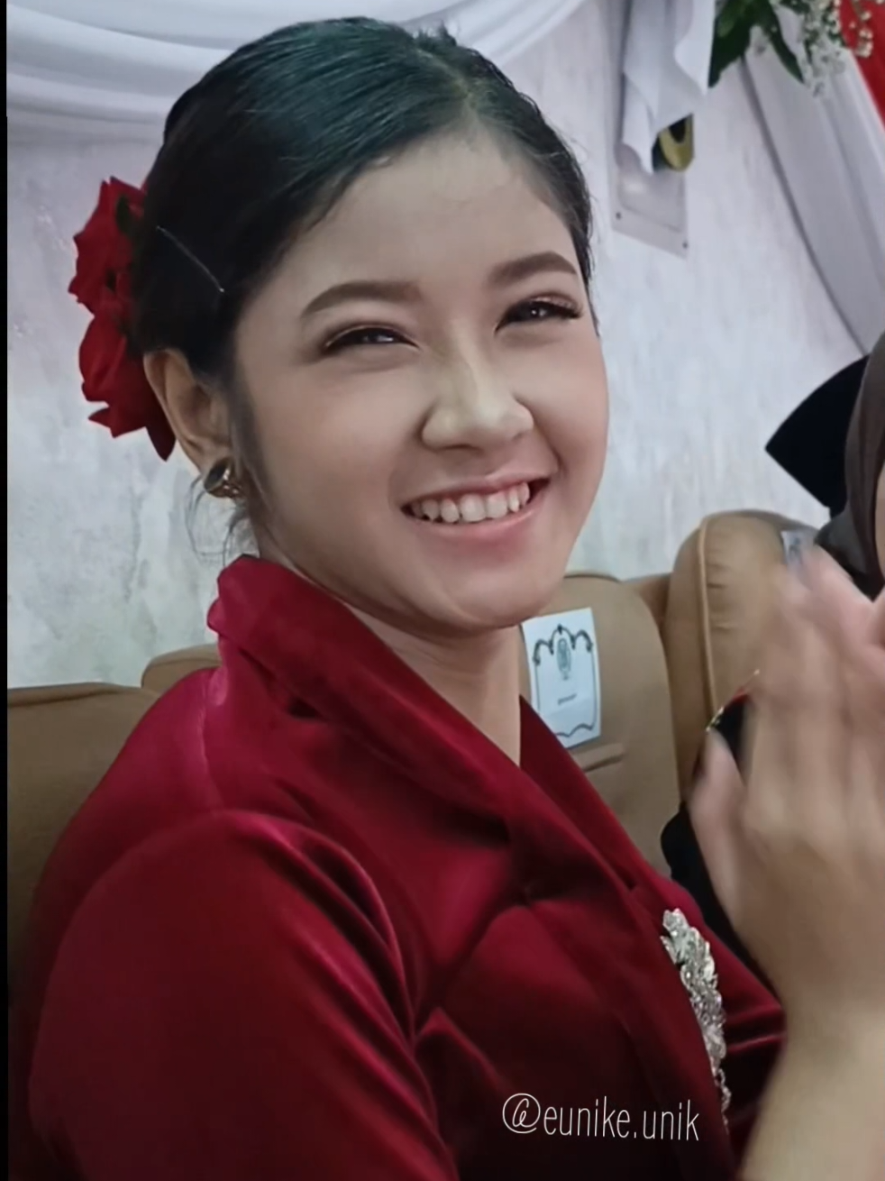 @Eunike ( Unik )
