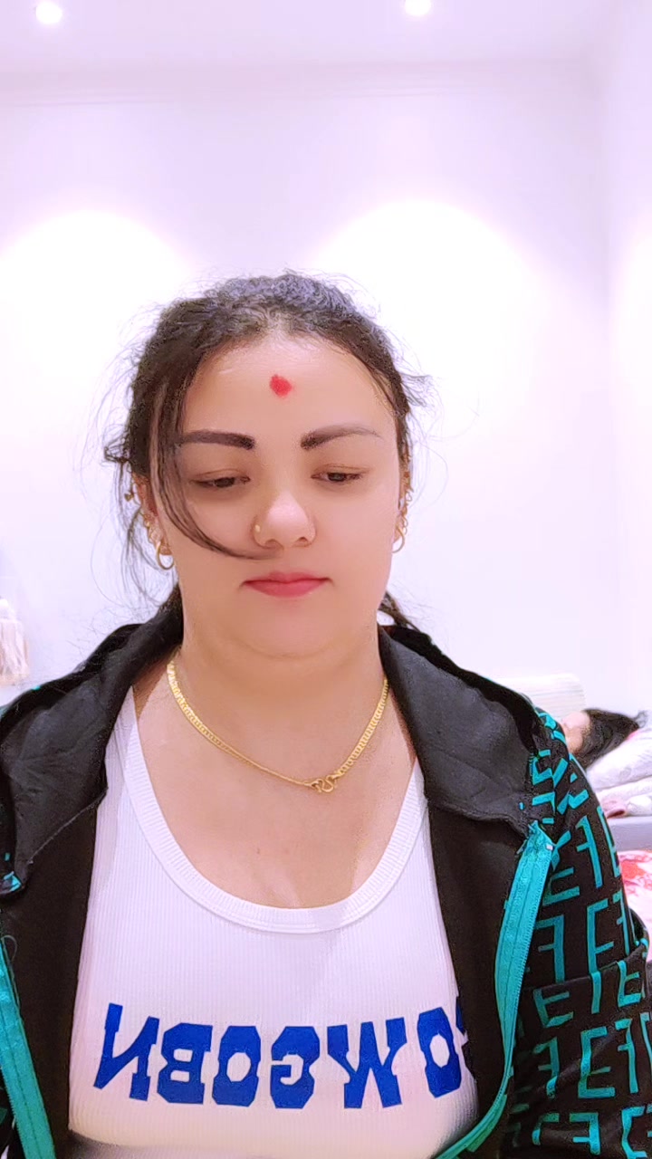 @jinny shahi thakrui👩&zwj;❤️&zwj;👨❤️